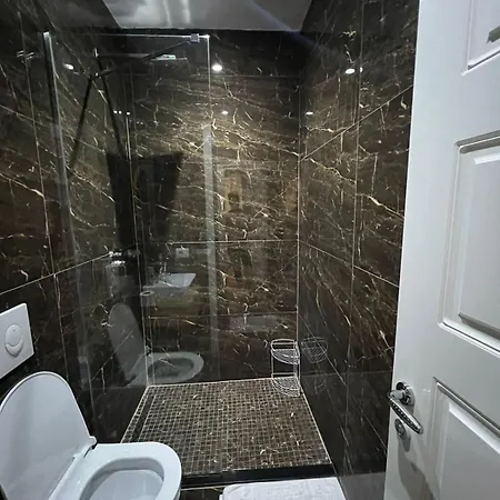 Konukevi Urban 1 Tiran